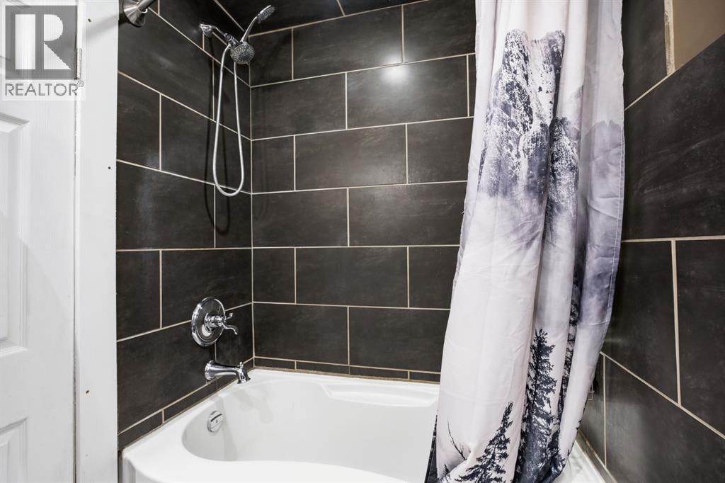 3220 14 Street NW - 14