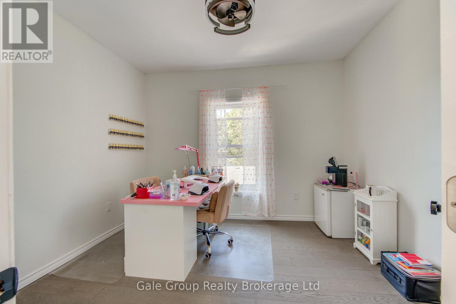 213 ALBERT STREET - 29