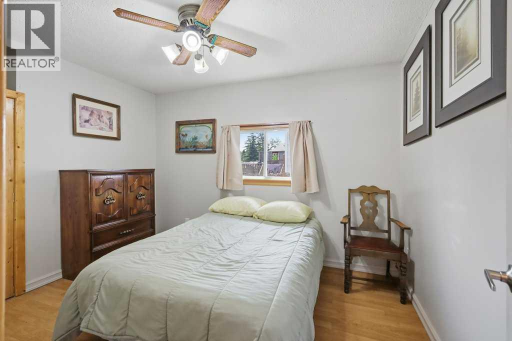 5127 50 A Avenue, Sylvan Lake