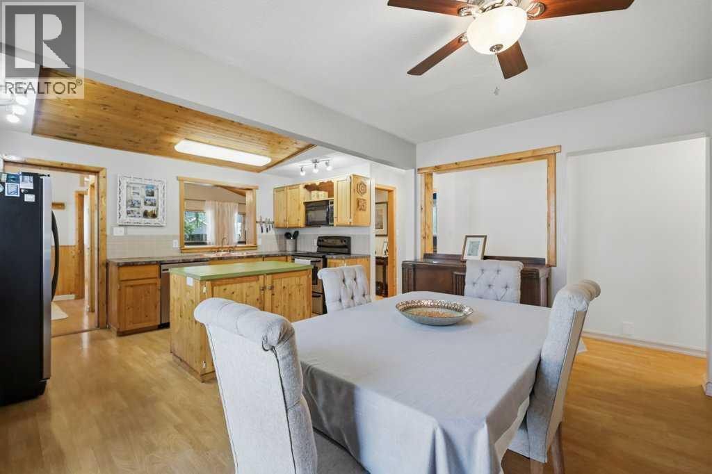 5127 50 A Avenue, Sylvan Lake