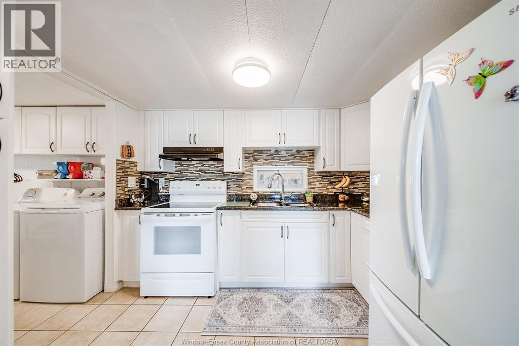 110 BROOKS BOULEVARD - 17