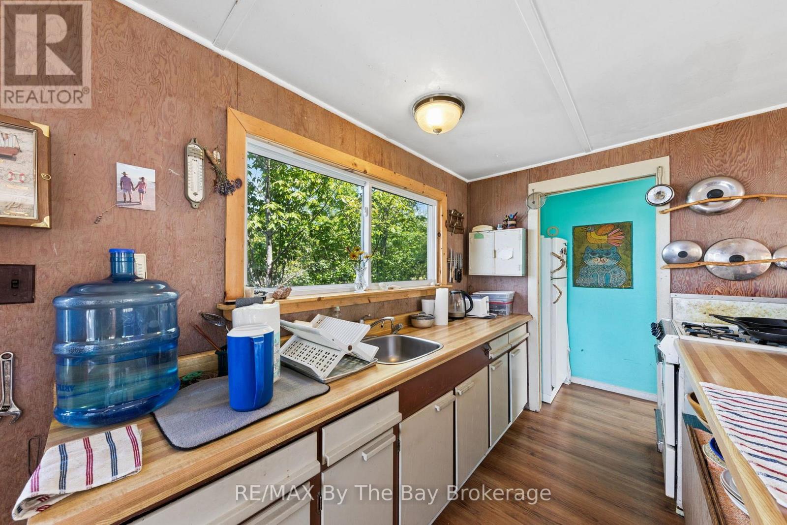28640 GEORGIAN BAY SHORE - 24