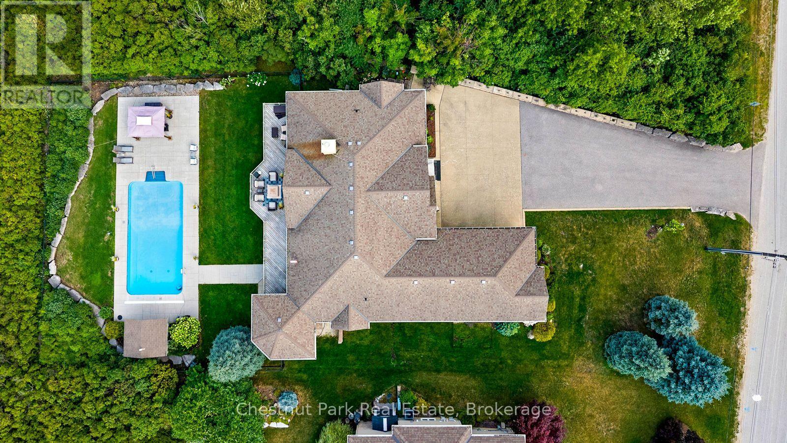 133 LAKESHORE ROAD E - 49