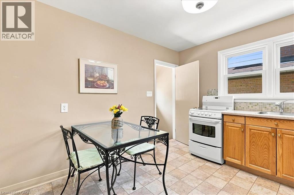 184 MURDOCK Avenue - 10