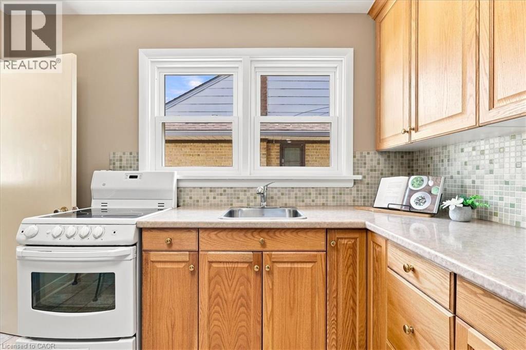 184 MURDOCK Avenue - 13
