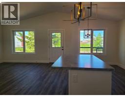 3pc Bathroom - 10007 99 Street, Sexsmith, AB T0H3C0 Photo 7