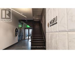 Upper - 6 Eglinton Avenue E, Toronto, ON M4P1A6 Photo 11
