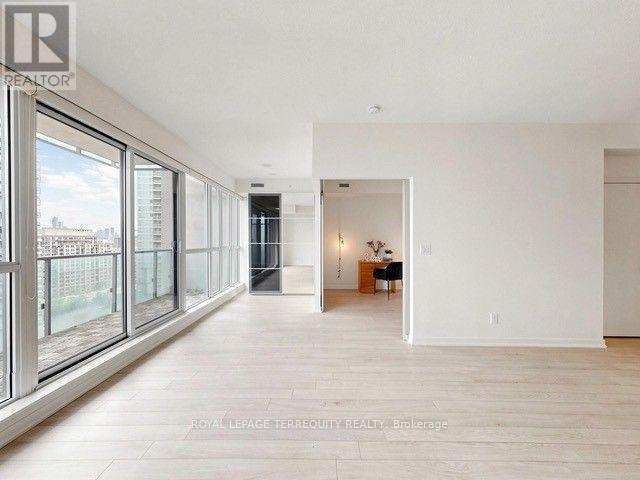 #1418 150 LIBERTY STREET - Image 11
