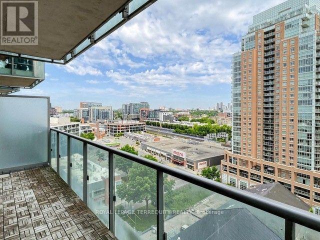 #1418 150 LIBERTY STREET - Image 17