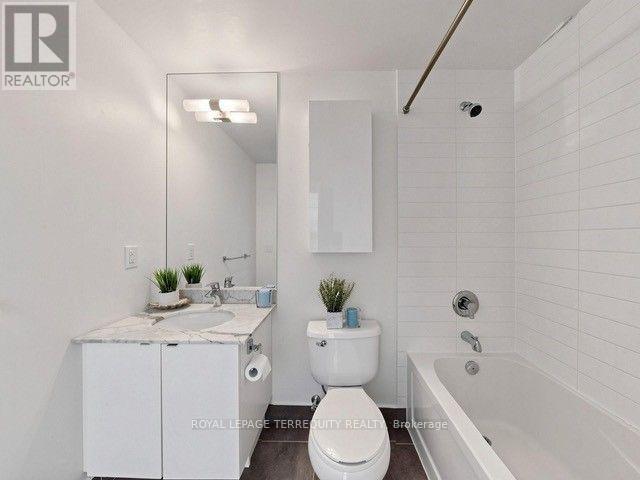 #1418 150 LIBERTY STREET - Image 22