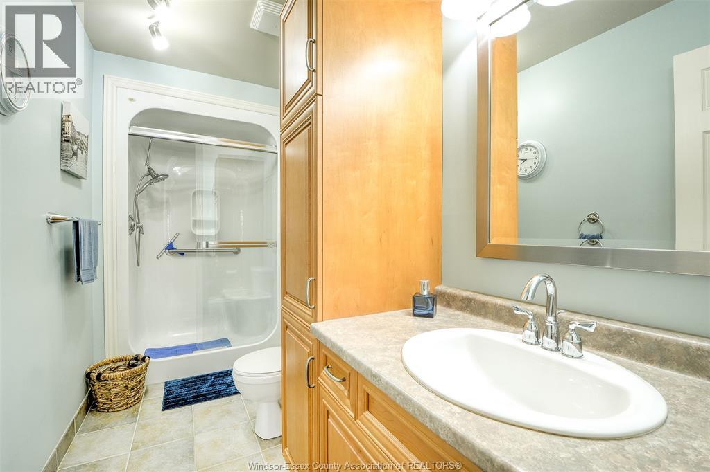 81 CROSSWINDS - 27