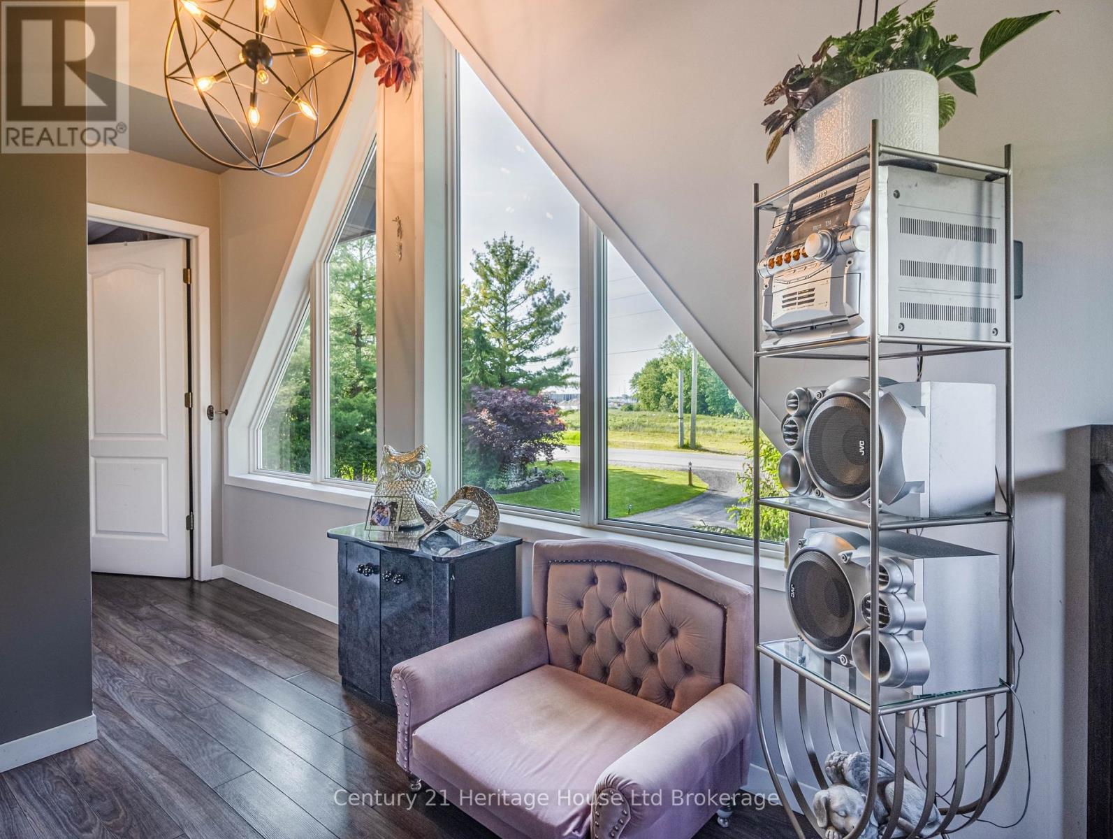 545228 PATTULLO AVENUE - 29