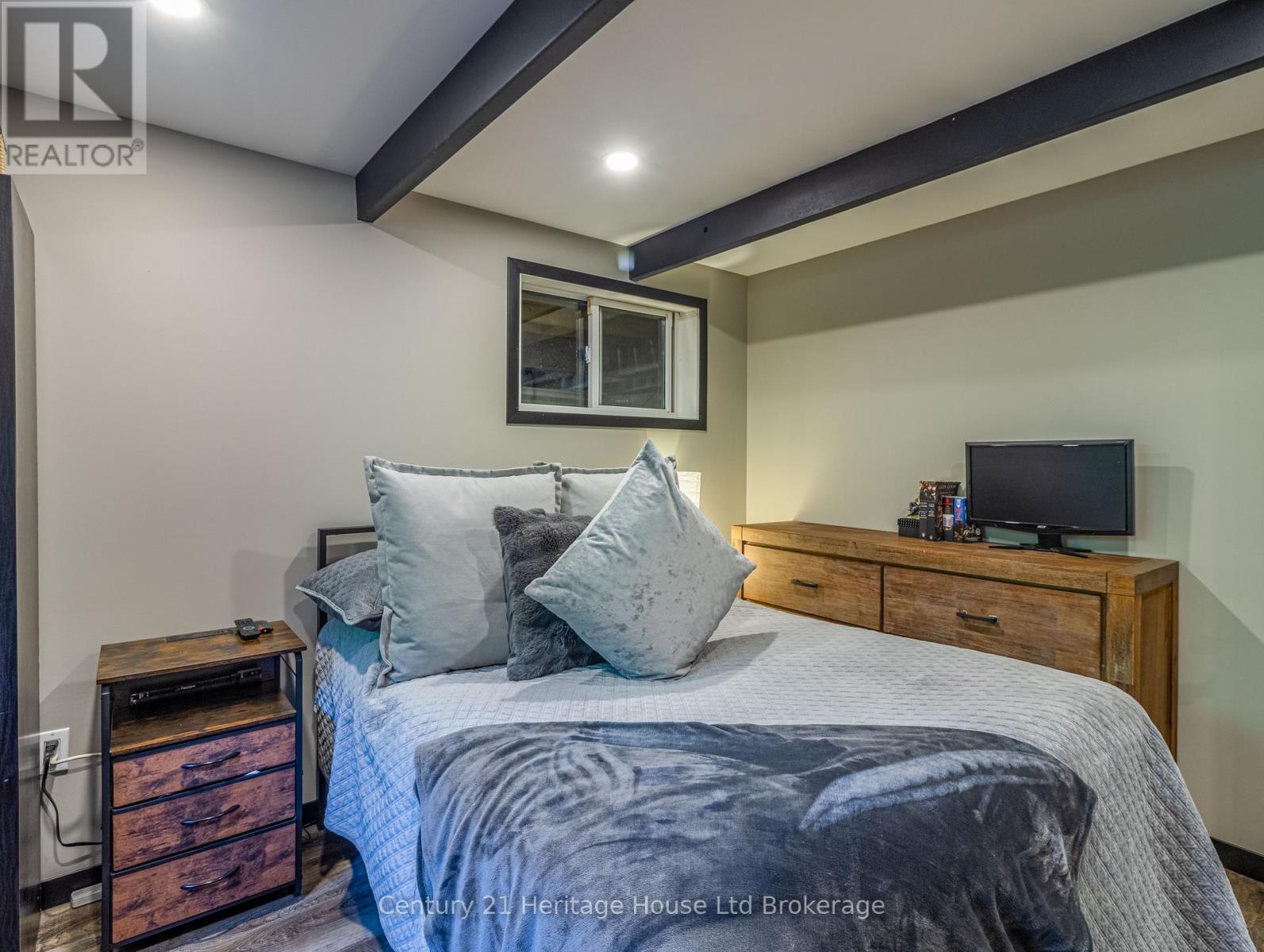 545228 PATTULLO AVENUE - 41