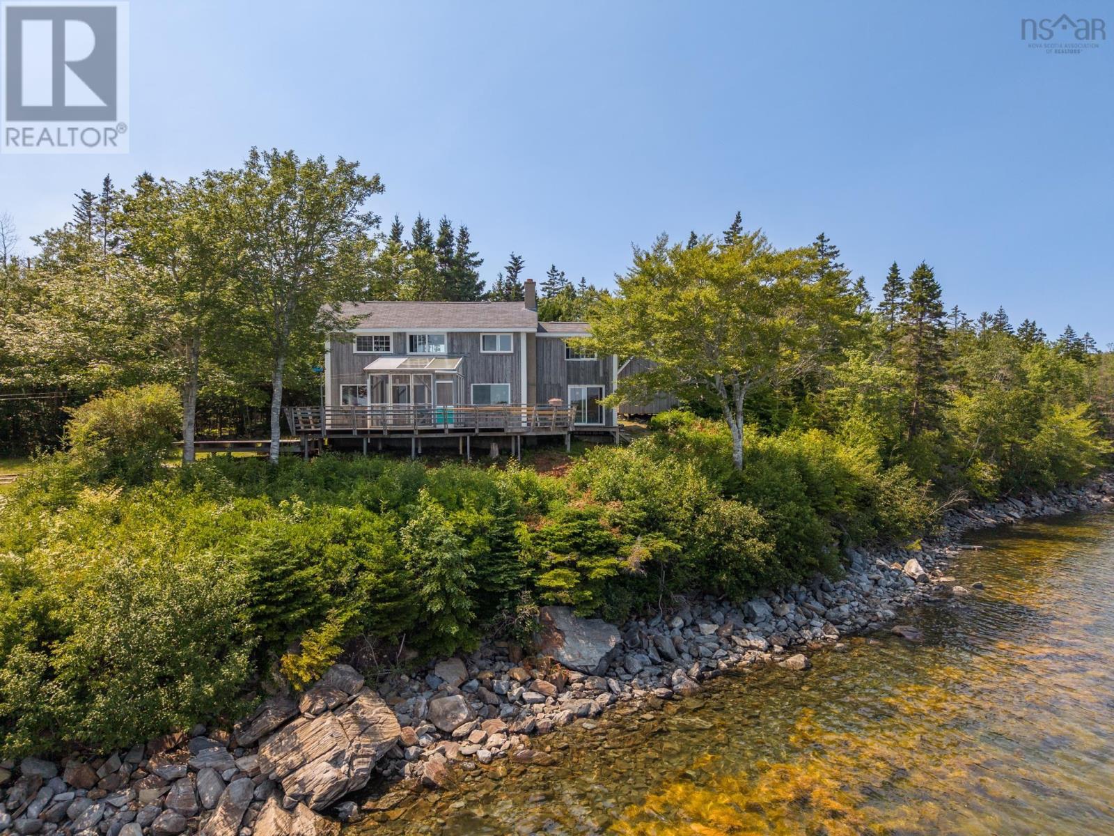 390-406 Highway 308 - 8