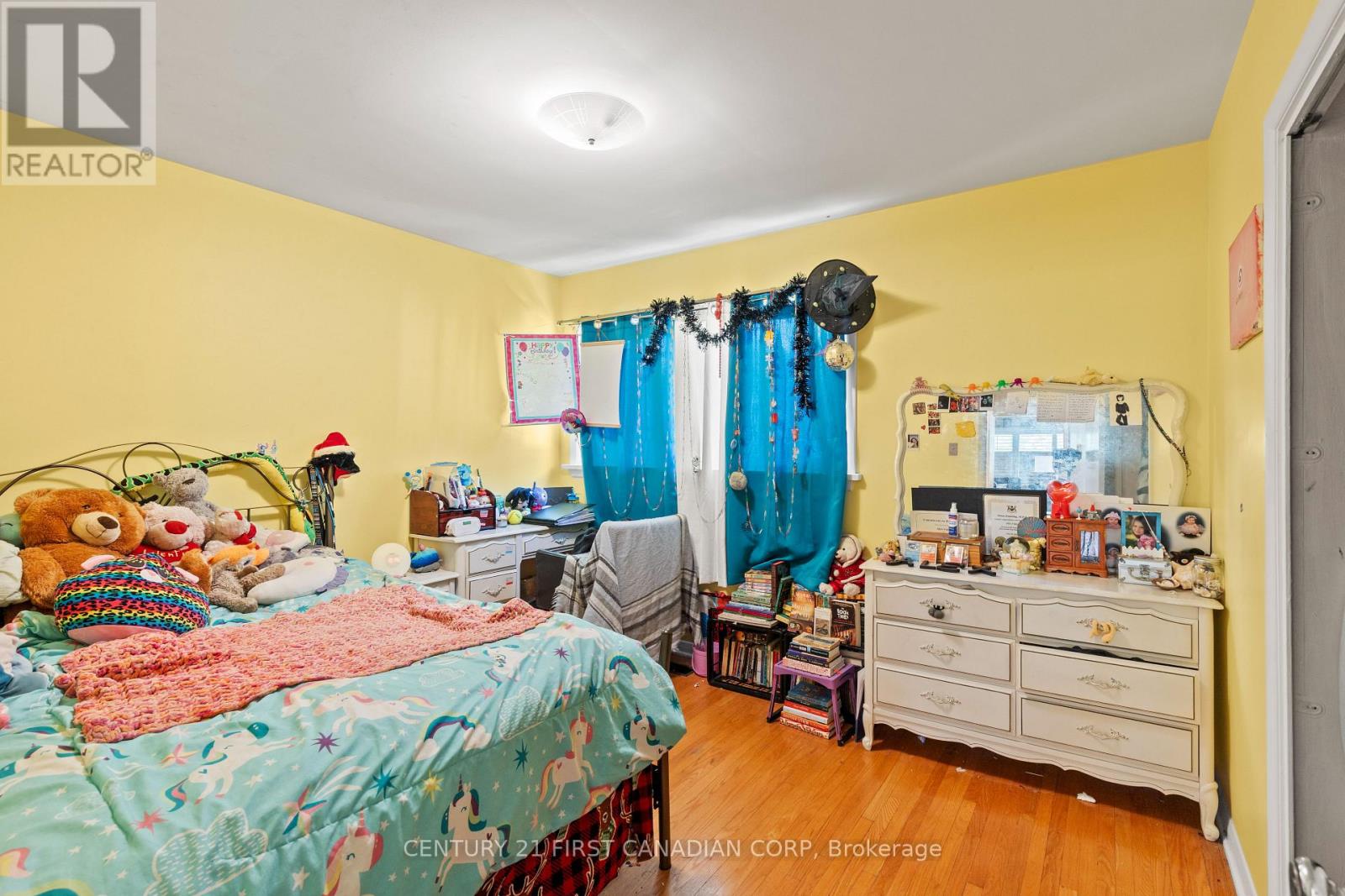 407 VERMONT AVENUE - 15