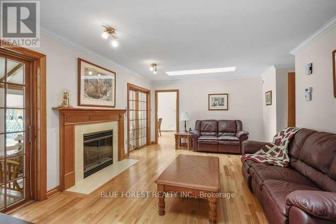 9869 CURRIE ROAD - 14