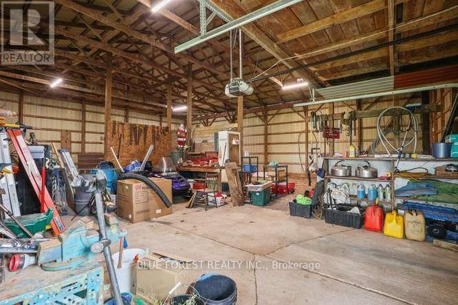 9869 CURRIE ROAD - 40
