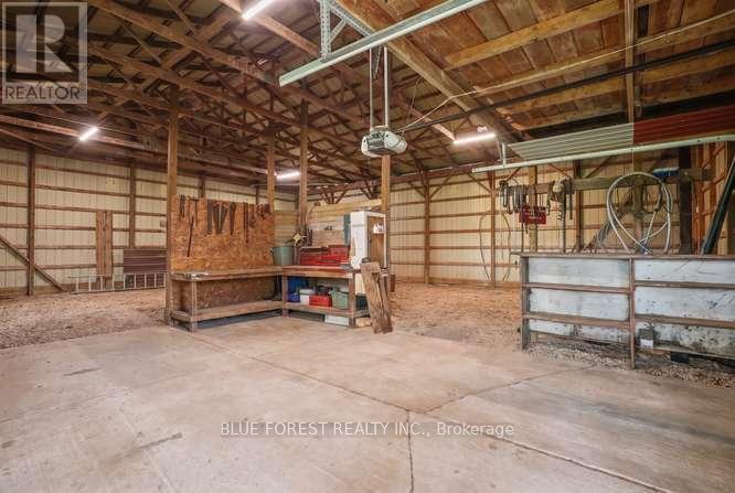 9869 CURRIE ROAD - 41