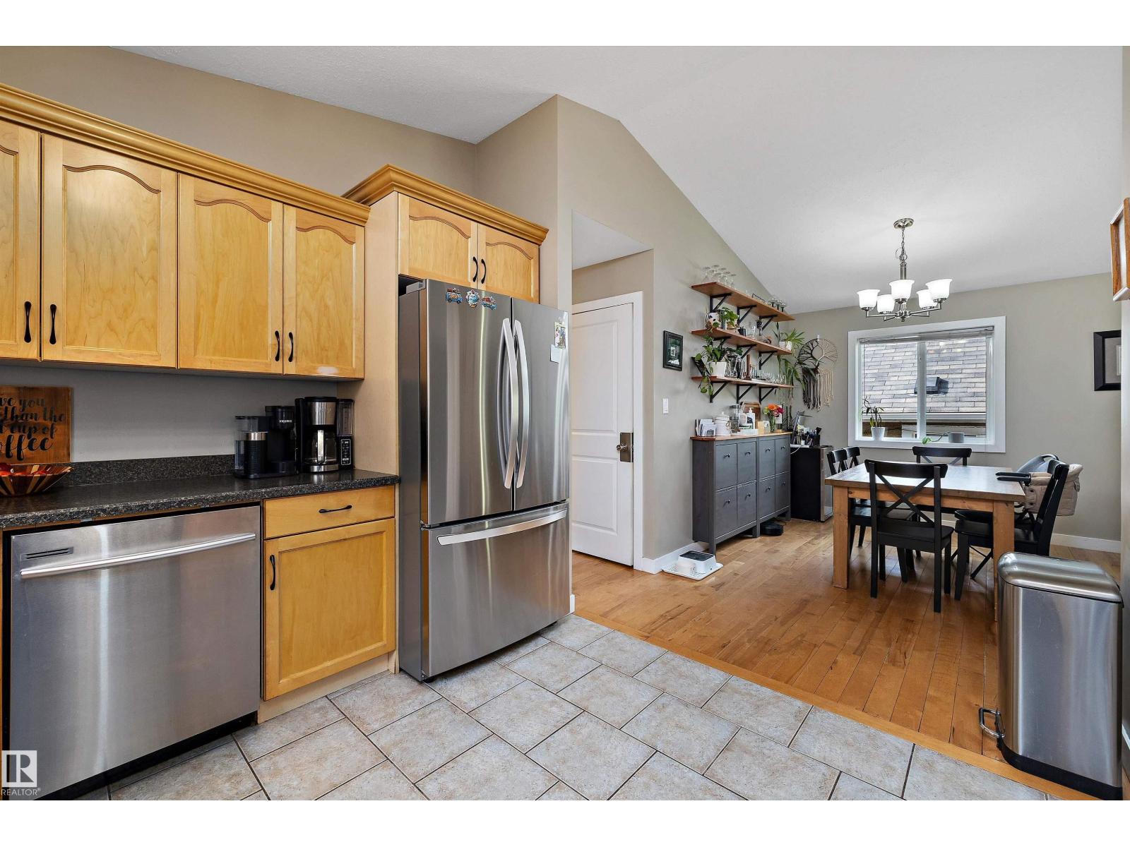 11432 87 ST NW - 11