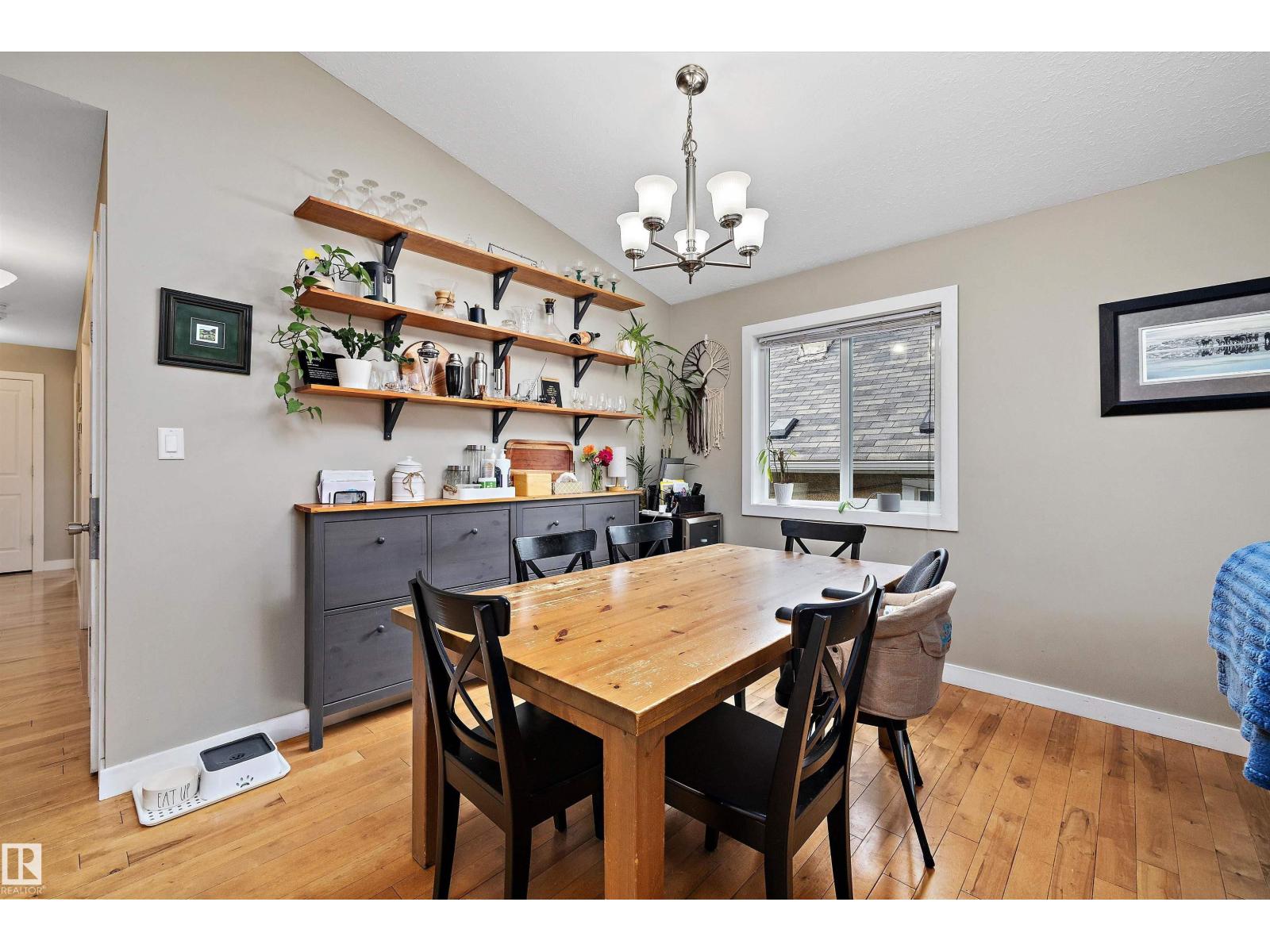 11432 87 ST NW - 12