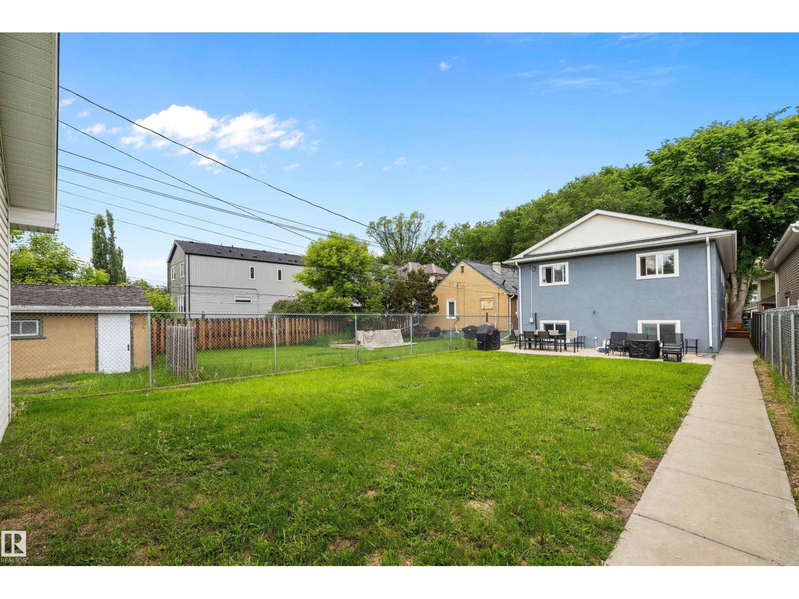 11432 87 ST NW - 60