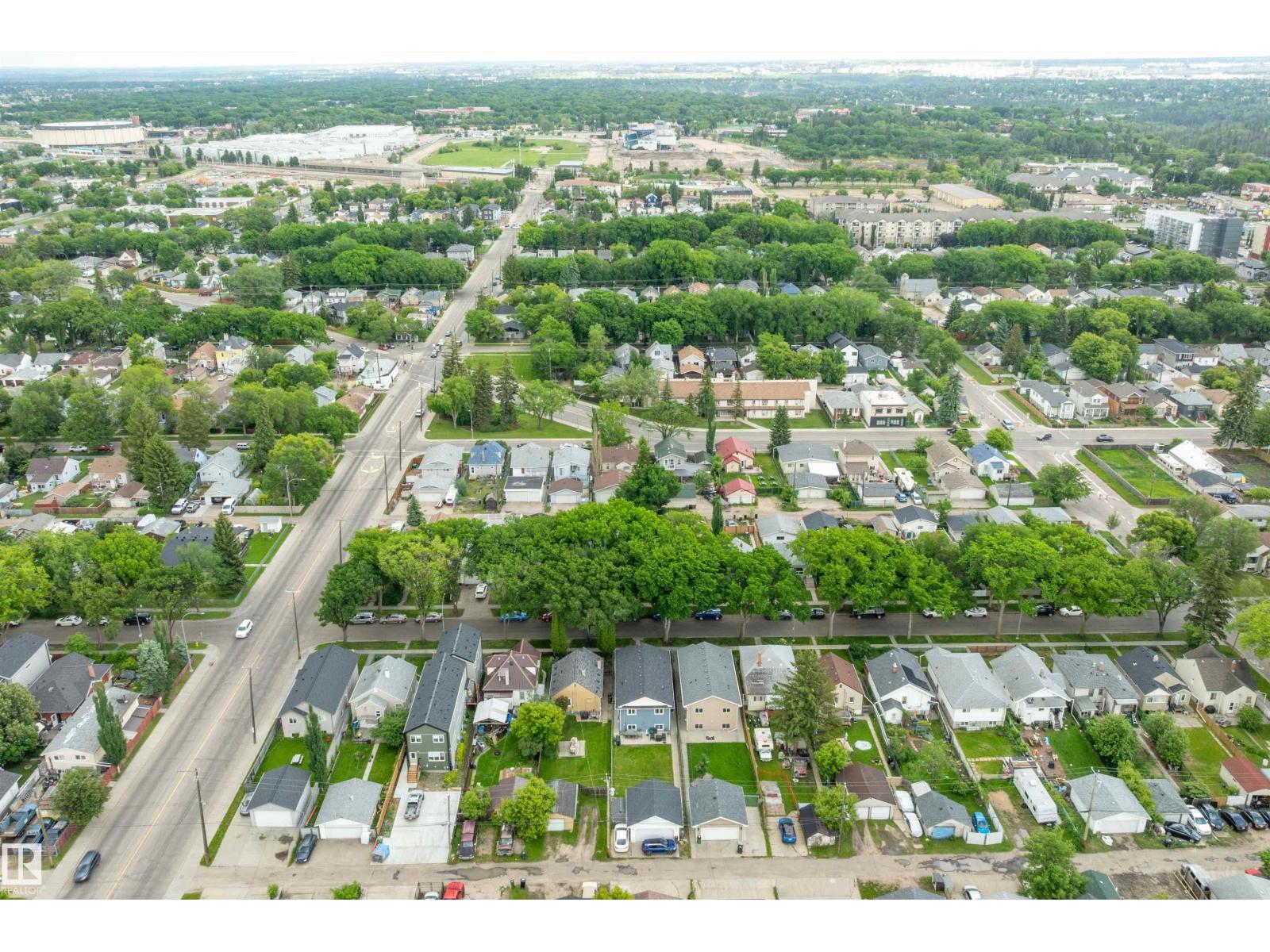 11432 87 ST NW - 62