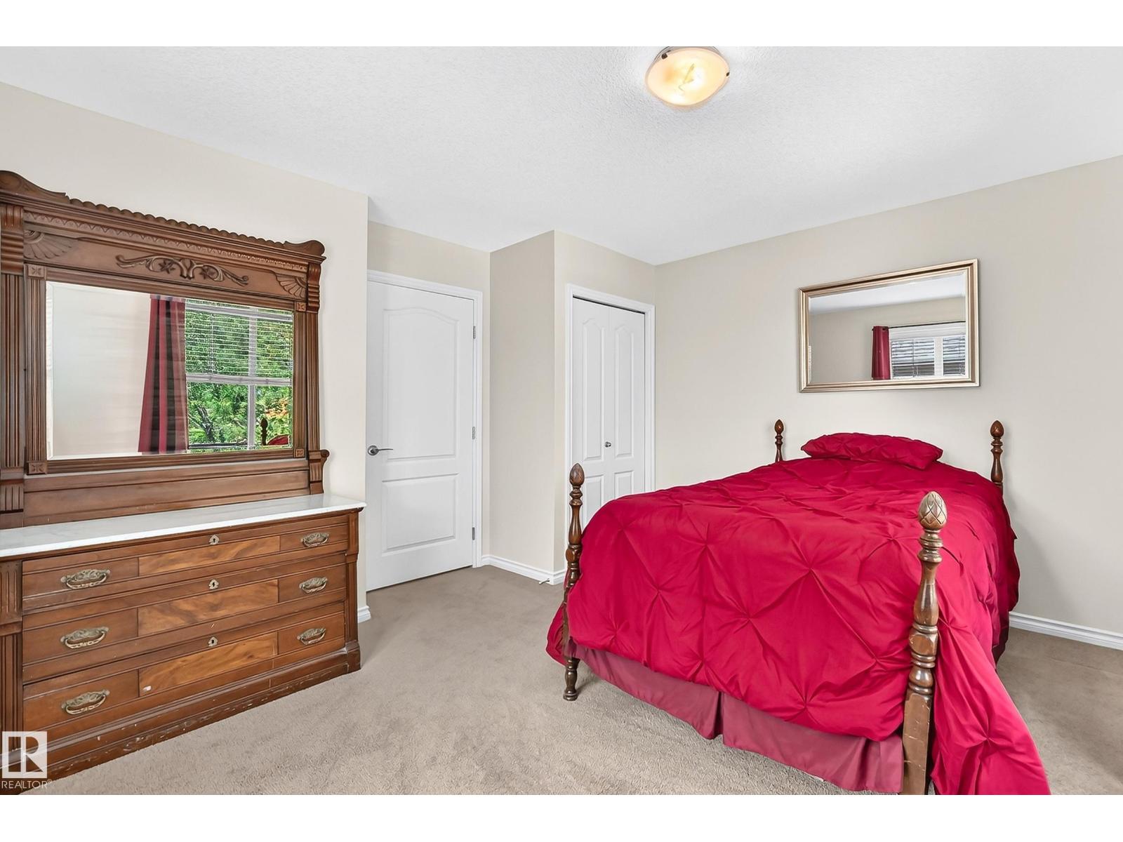 2681 SIR ARTHUR CURRIE WY NW - 36