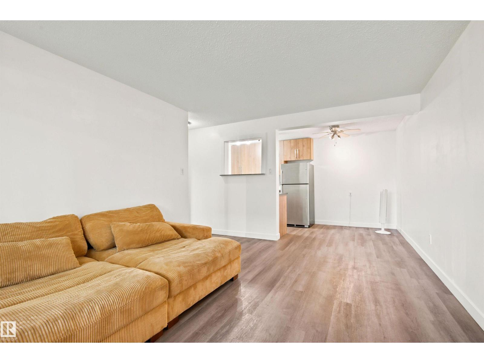 #112 10529 93 ST NW - Image 13