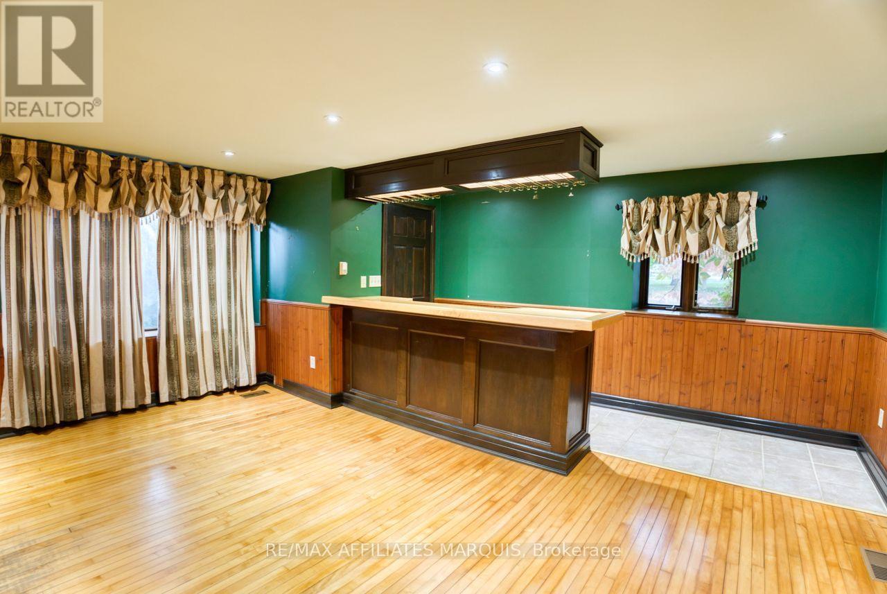 421 SUMMERS ROAD - 19