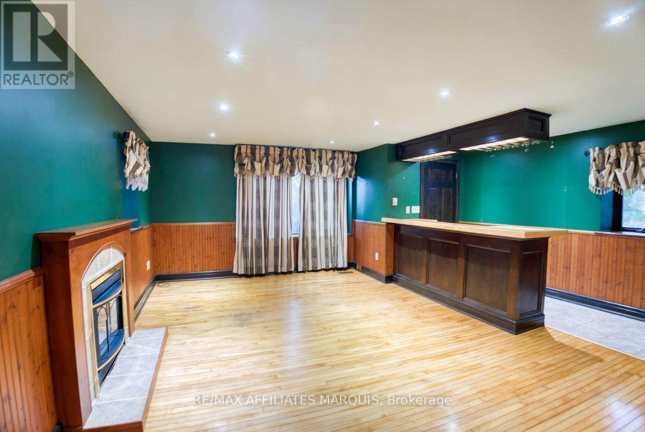 421 SUMMERS ROAD - 20