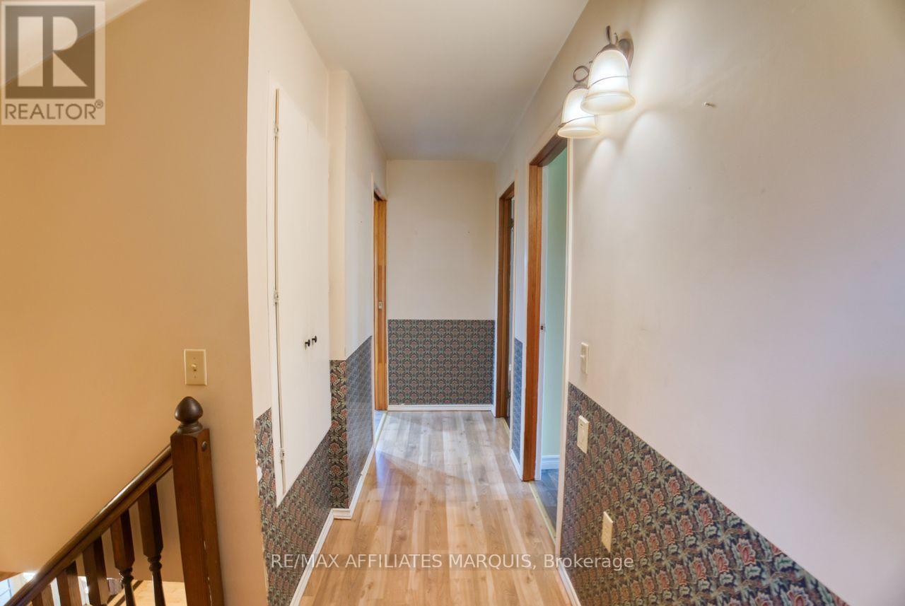 421 SUMMERS ROAD - 28