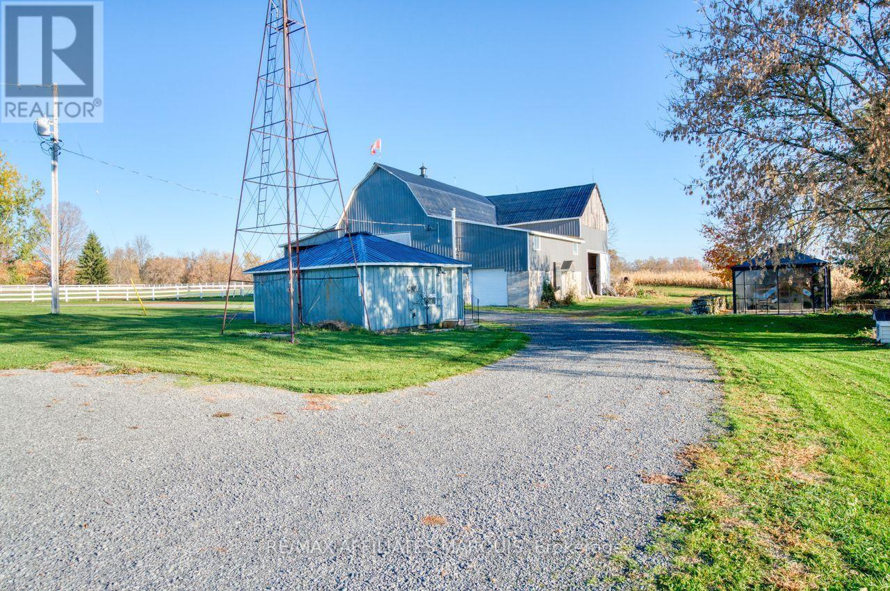 421 SUMMERS ROAD - 31