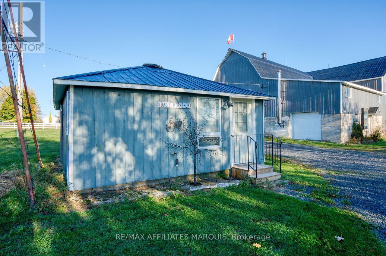421 SUMMERS ROAD - 41