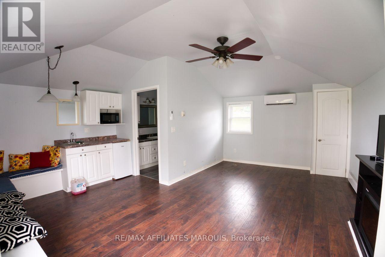 421 SUMMERS ROAD - 42