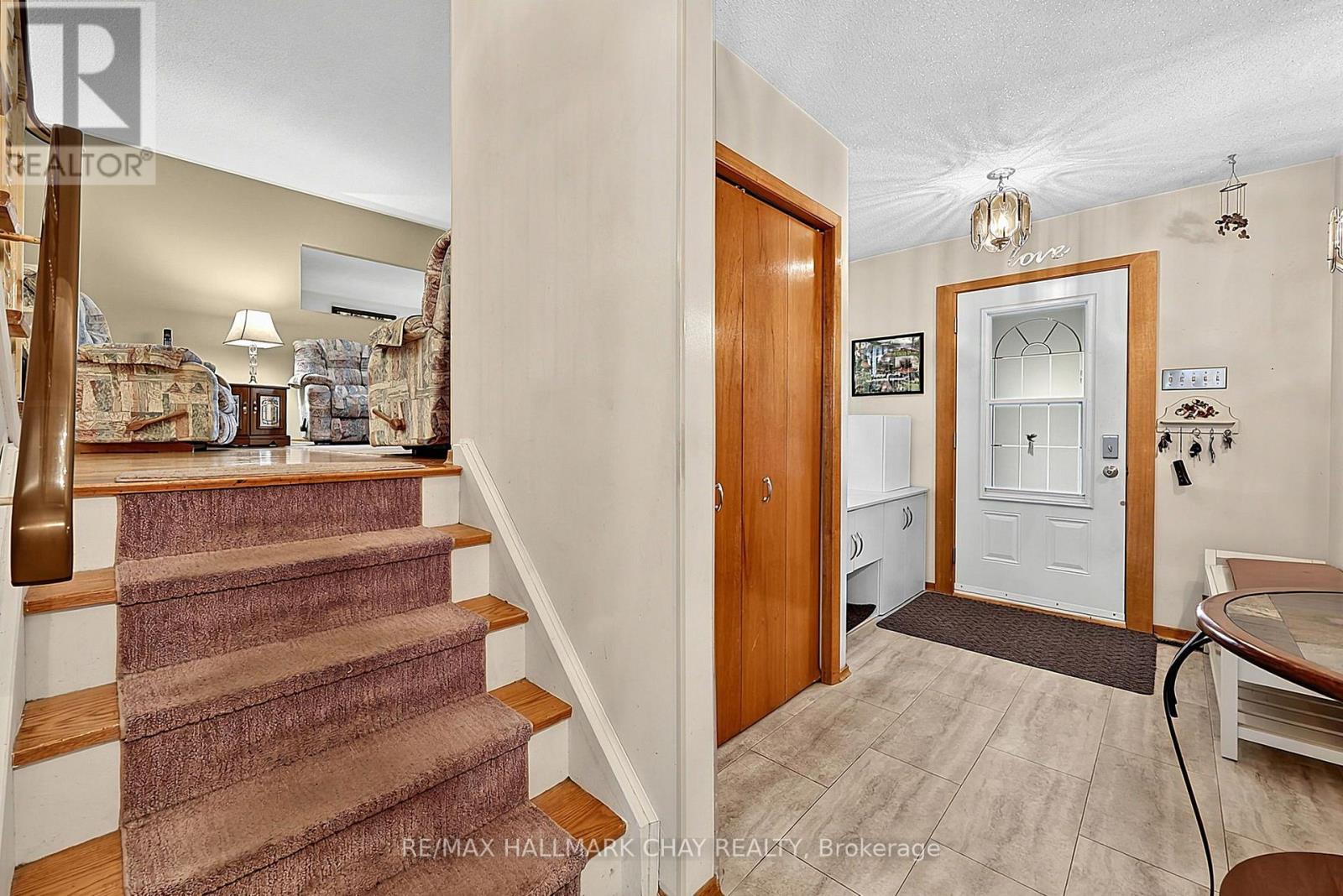 11 SECOND STREET - Image 3