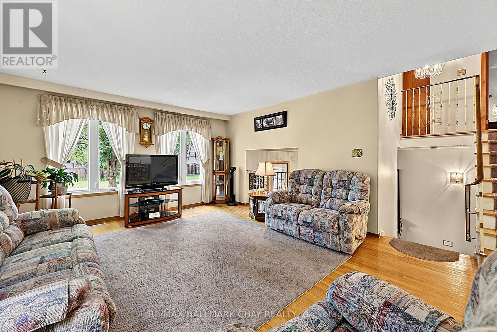 11 SECOND STREET - Image 6
