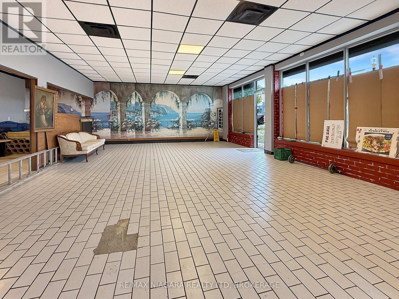 607 Niagara Boulevard, Fort Erie (Central), Ontario, L2A3H5, Fort Erie (Central), Ontario — photo 5 of 5