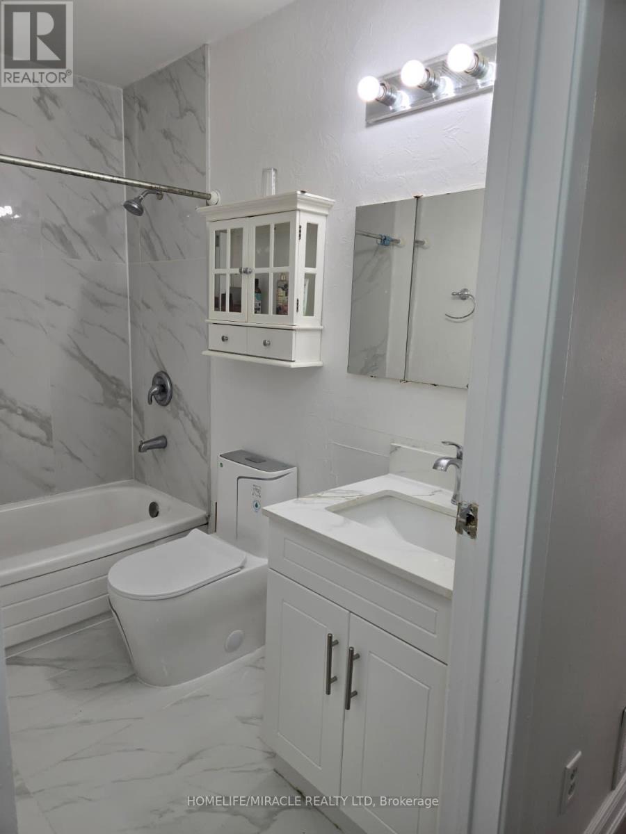 505 SILVERSTONE DRIVE - 12