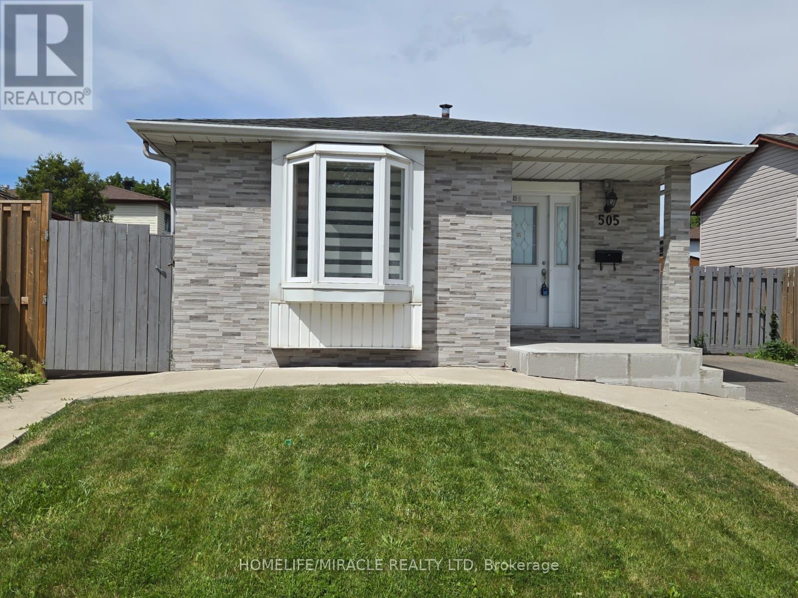 505 SILVERSTONE DRIVE - 2