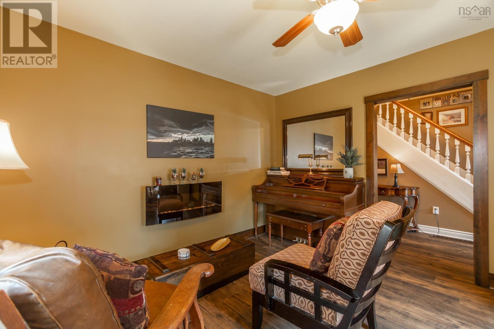 5 Rectory Street - 21
