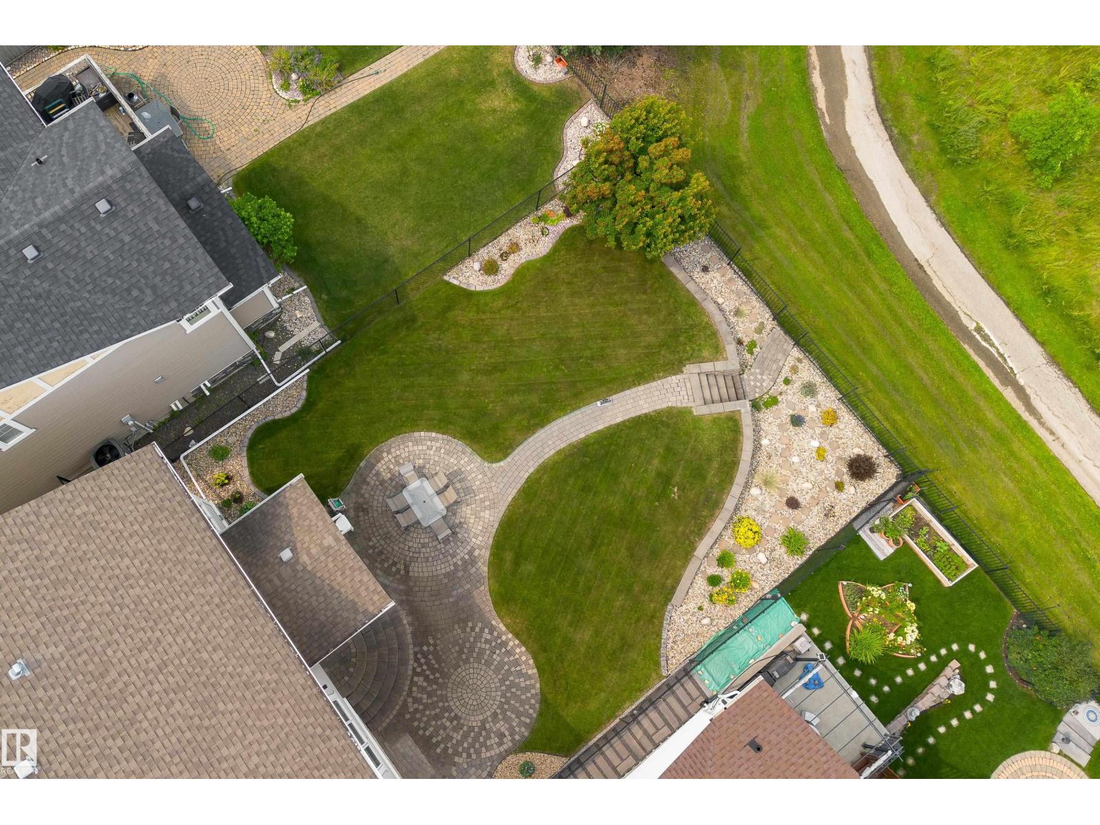 2338 FREZENBERG AV NW - 39