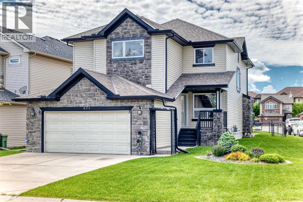 209 Crystal Green Point, Crystal Green, Okotoks photo 3