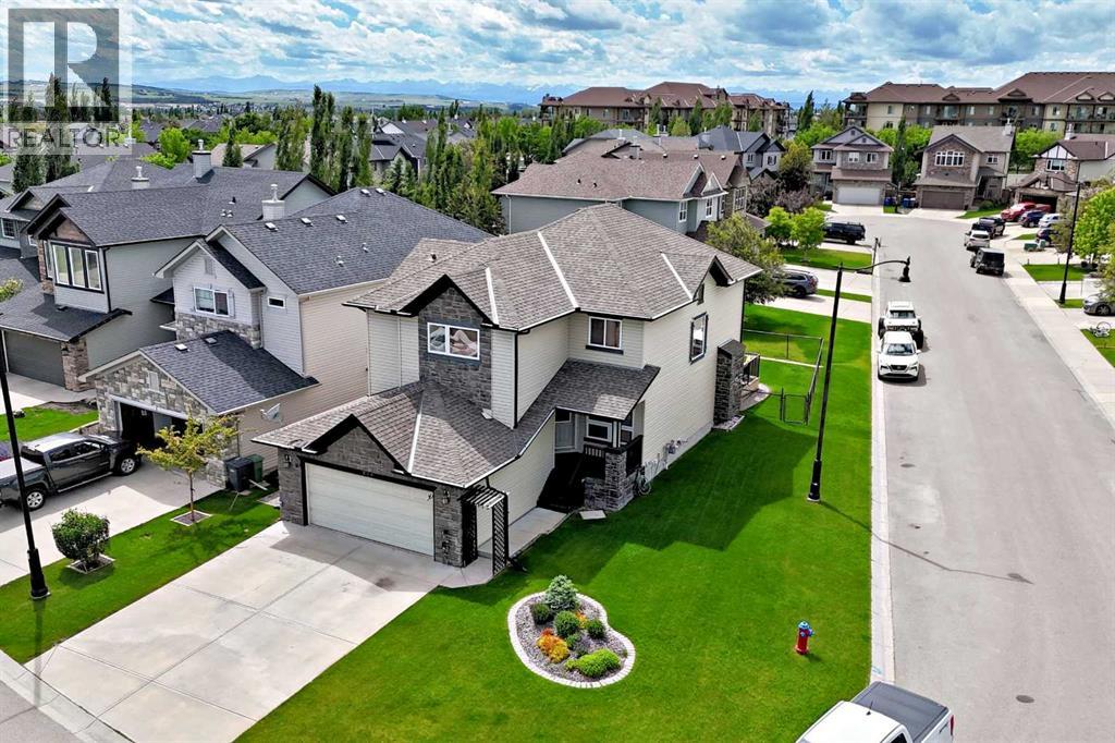 209 Crystal Green Point, Crystal Green, Okotoks photo 2