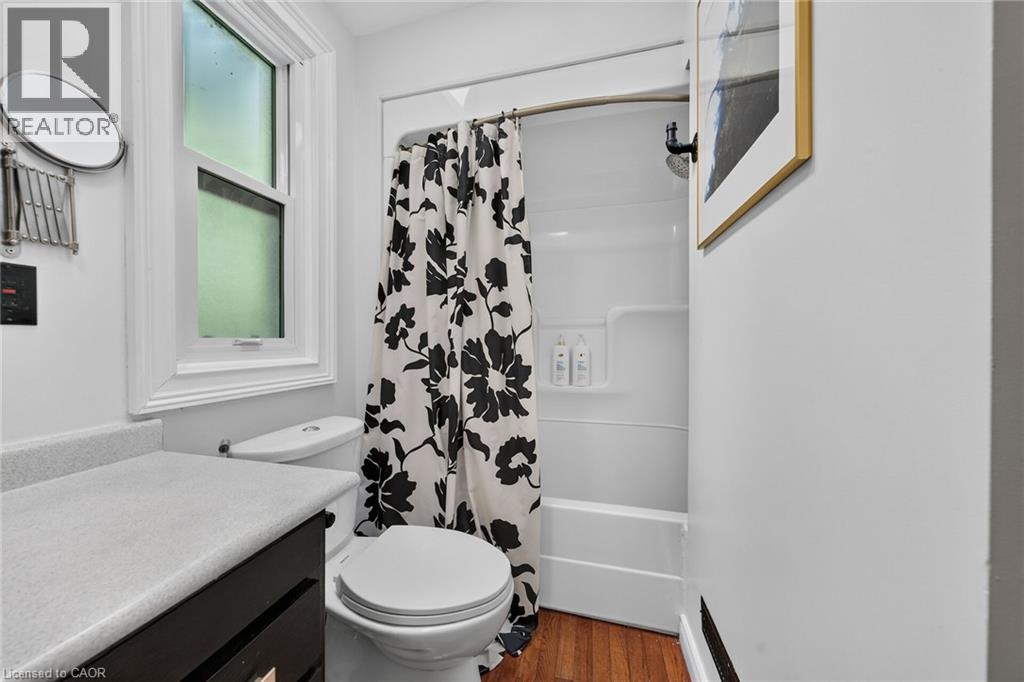 72 MAIN Street S - Image 30