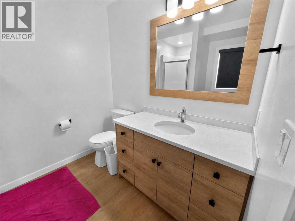 1, 2, 10225 105 Ave - 19