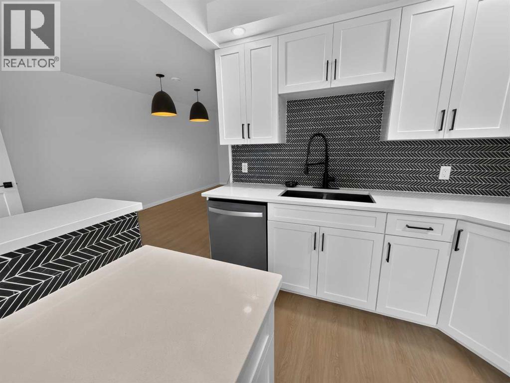 1, 2, 10225 105 Ave - Image 26