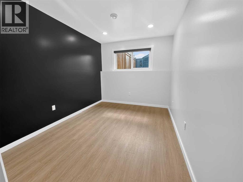 1, 2, 10225 105 Ave - 31