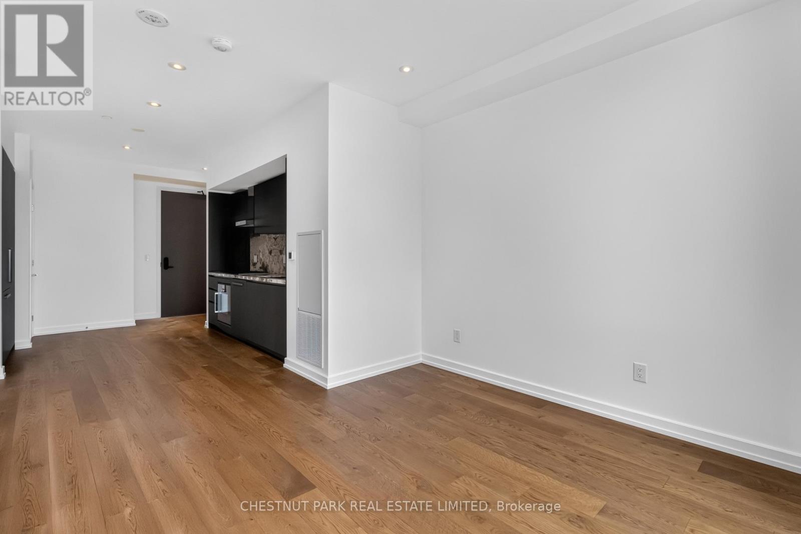#504 1315 BAY STREET - 10