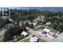 611 Casley Court Unit# 4, New Denver, BC V0G1S1 Photo 9