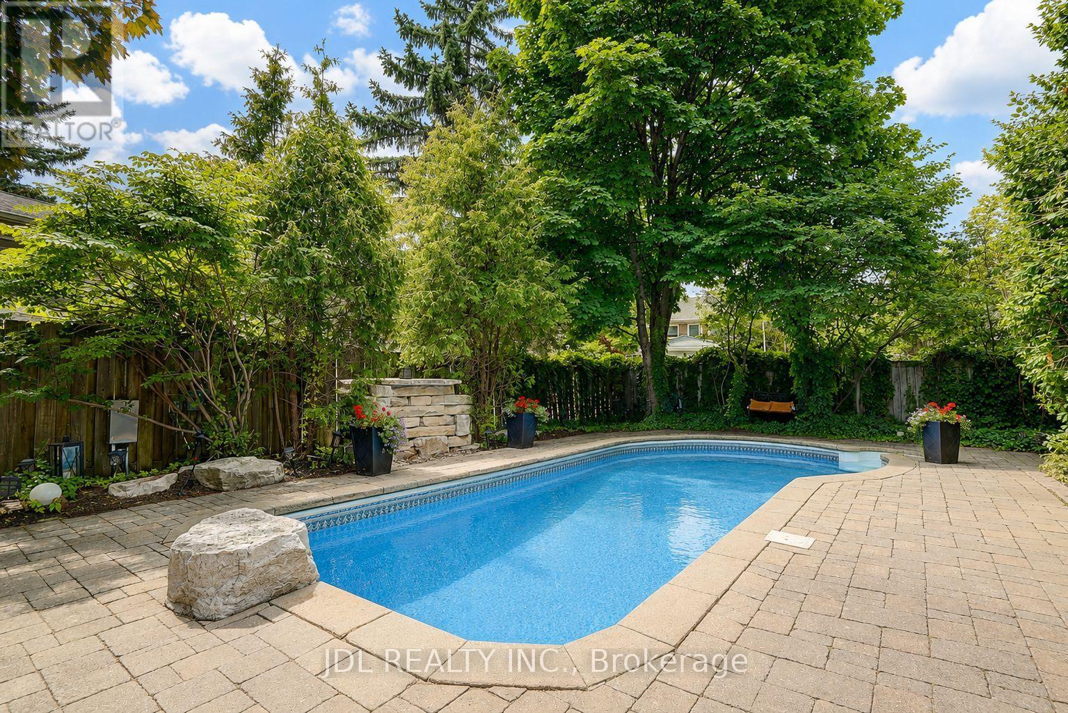 84 LONGWATER CHASE - Image 14